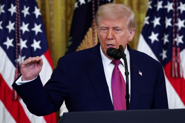 U.S. President Donald Trump speaks at the White House in Washington, D.C., U.S., June 12, 2025. REUTERS/Evelyn Hockstein/File Photo
