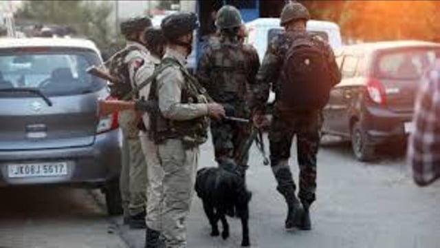 The injured have been identified as Mudasir Ahmad Mir, Ghulam Ahmad Tantray and Owais Ahmad, all residents of Handwara. (HT representative)