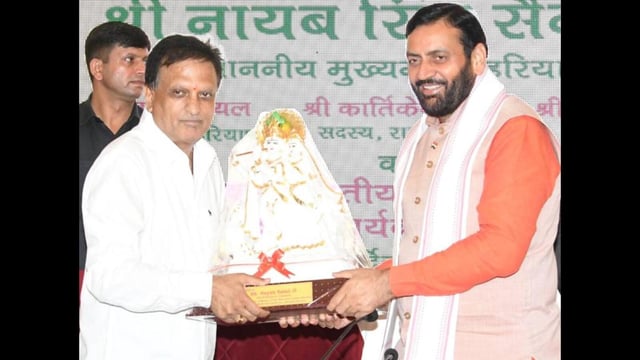 Haryana chief minister Nayab Singh Saini during the 115th meeting of the All India Mayors’ Executive Council in Panchkula on Monday. (Sant Arora)