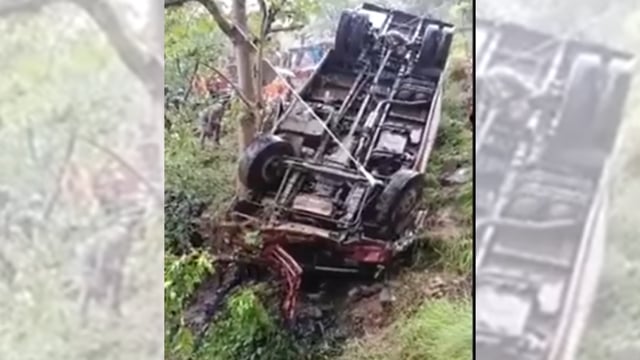 Bus falls into gorge in Mandi
