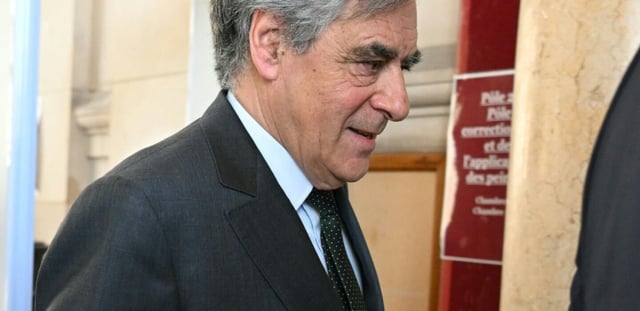 L'ex-Premier ministre François Fillon, le 29 avril 2025 au Palais de justice de Paris