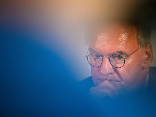 «Geschichtsvergessenheit macht blind», sagt Sachsen-Anhalts Ministerpräsident Reiner Haseloff (CDU). (Archivbild)