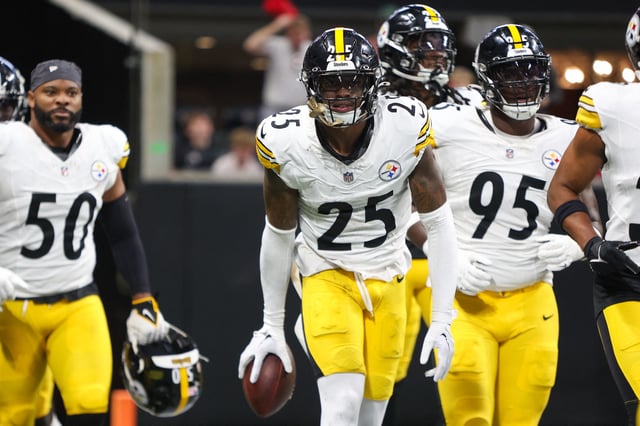 Sep 8, 2024; Atlanta, Georgia, USA; Pittsburgh Steelers safety DeShon Elliott (25) celebrates with teammates after an interception against the Atlanta Falcons in the first quarter at Mercedes-Benz Stadium. Mandatory Credit: Brett Davis-Imagn Images/File Photo