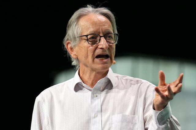 Ex-Google AI boss Geoffery Hinton has a stark prediction for workers: Most of you are about to get replaced. Anthropic and Klarna’s CEOs have issued similar warnings