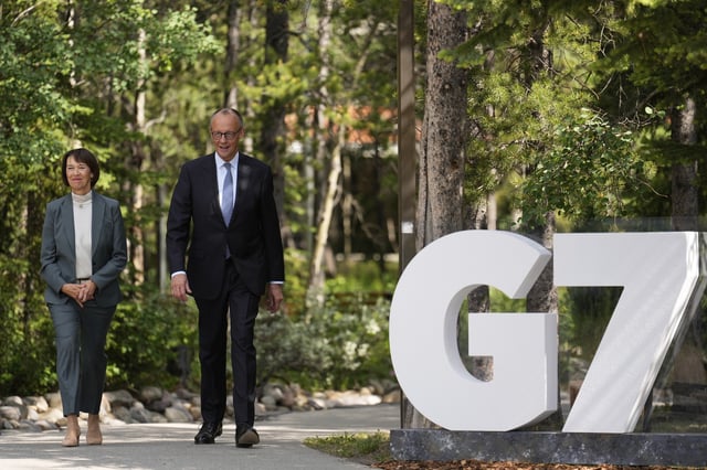 Friedrich Merz und seine Frau Charlotte beim G7-Gipfel in Kananaskis.