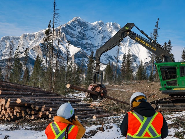  Work on the 220 hectare Tunnel Toe fire break on Tunnel Mountain just east of Banff was photographed in February.
