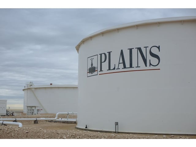 Plains All American Pipeline, L.P. crude oil storage tanks in West Odessa, Texas, U.S., on Monday, December 17, 2018. Photographer: Angus Mordant/Bloomberg