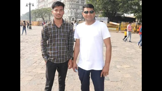 Yashpal Nagar (R) with his son Shekhar (HT PHOTO)