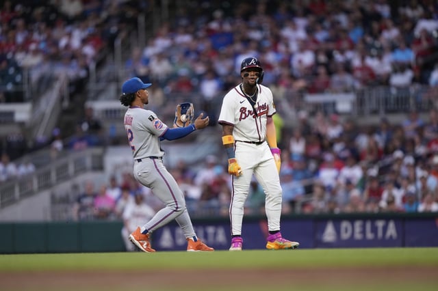 The Braves completed a comeback over the Mets Tuesday night.
