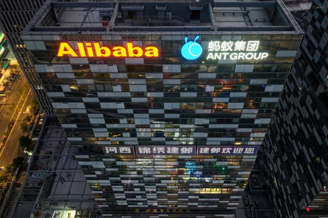 Gefälschte Markenprodukte und mit Chemikalien versetze Waren: Die chinesische Webseite AliExpress verstößt nach Einschätzung der EU-Kommission gegen europäische Vorgaben für den Online-Handel.