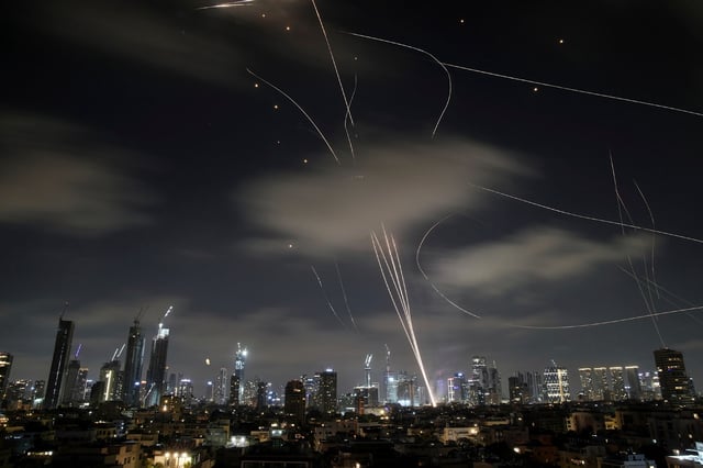 Die israelische Flugabwehr in Tel Aviv im Einsatz