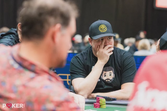 Shaun Deeb will stay in the waiting room for his seventh bracelet.