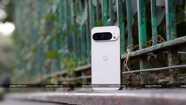 Pixel 10 and Pixel 10 Pro are expected to feature two speaker cutouts at the bottom