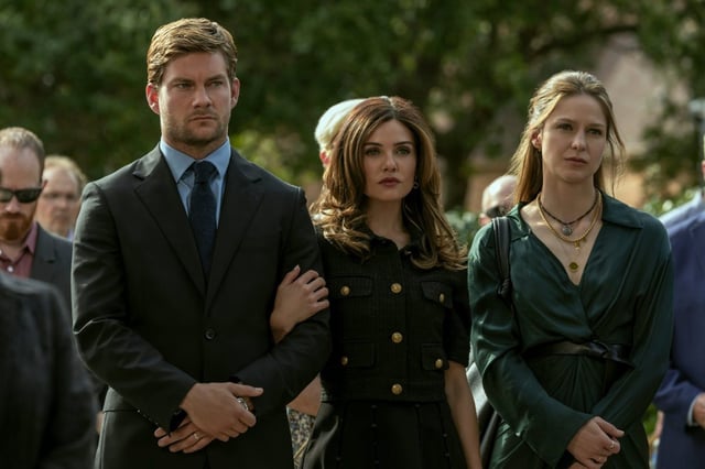 Family drama comes to Netflix in the form of The Waterfront (Photo:: Dana Hawley/Netflix)