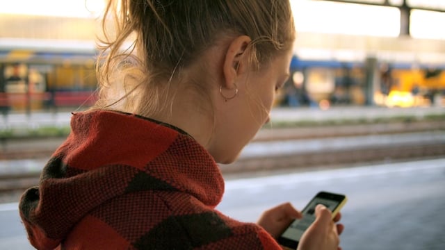 Parents worldwide remain worried about the number of hours children remain glued to their mobile screens