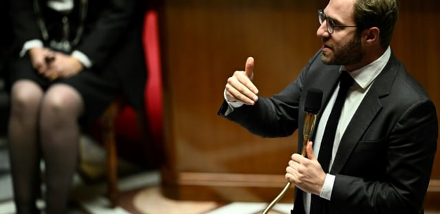 Le rapporteur du texte Antoine Armand (Renaissance), le 3 décembre 2024 à l'Assemblée nationale à Paris, alors qu'il était ministre de l'Économie