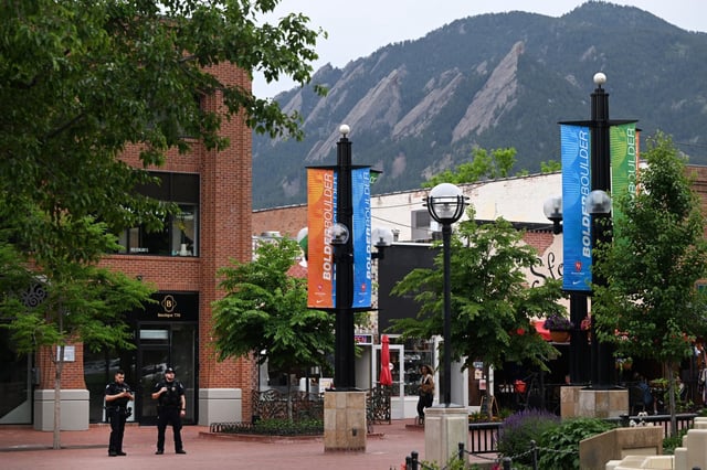 Boulder police officers patrol the Pearl Street Mall near the scene of a Molotov cocktail attack on demonstrators the day before, on Monday, June 2, 2025. (Photo by Helen H. Richardson/The Denver Post)