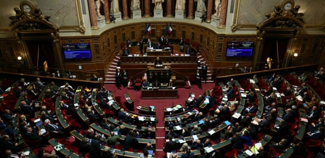 Les sénateurs examinent le projet de loi de financement de la Sécurité sociale 2025, au Sénat à Paris le 26 novembre 2024