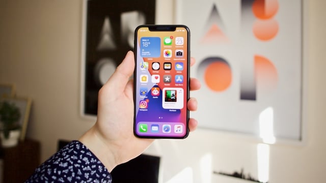 Google is advising iPhone users to manually reinstall the app to ensure the issue doesn’t persist.
