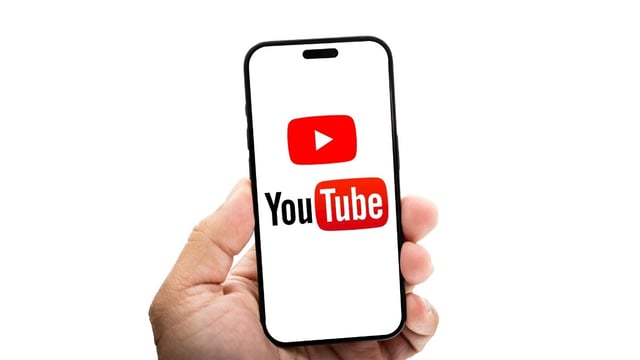 Google is asking some iPhone users to uninstall YouTube, here is why