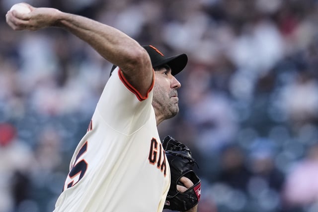 San Francisco Giants' Justin Verlander pitches to a Cleveland Guardians batter during the first inning of a baseball game Wednesday, June 18, 2025, in San Francisco. (AP Photo/Godofredo A. Vásquez)