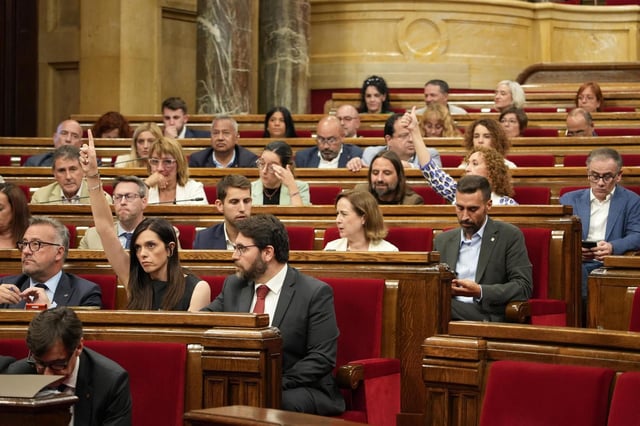 Imagen del pleno del Parlament este jueves.