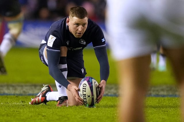 Scotland fly-half Finn Russell has signed a new three-year contract with English Premiership champions Bath