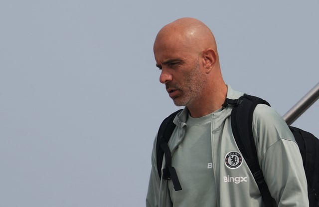 Soccer Football - Club World Cup - Chelsea arrive in Philadelphia for the Club World Cup - Philadelphia, Pennsylvania, U.S. - June 13, 2025 Chelsea manager Enzo Maresca arrives in Philadelphia ahead of the Club World Cup REUTERS/Jeenah Moon/File Photo