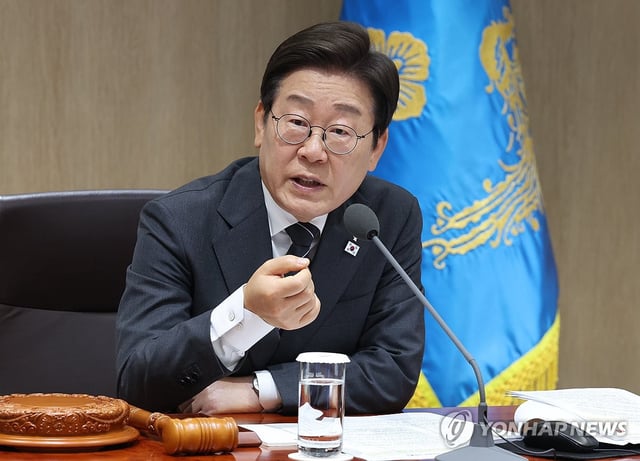 President Lee Jae Myung speaks during a Cabinet meeting at the presidential office in Seoul on June 19, 2025. (Yonhap)