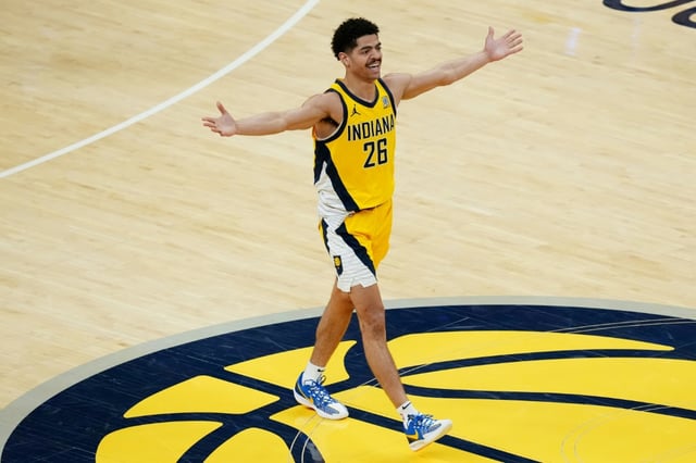 Ben Sheppard, des Indiana Pacers, lors du match 6 de la finale NBA contre l'Oklahoma City Thunder, le 19 juin 2025 à Indianapolis