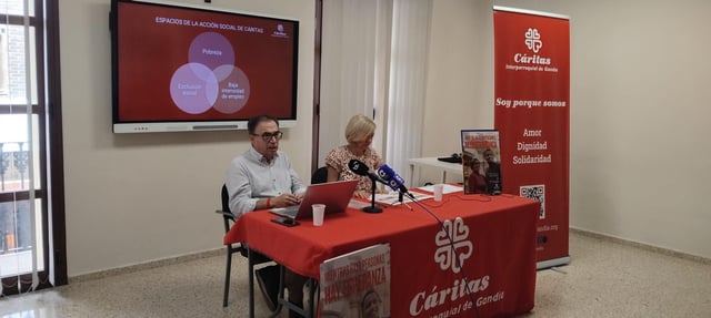 Maite Boscá y Enrique Orihuel, en la presentación presentación memoria anual de Cáritas