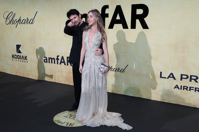 Pavel Durov und seine Partnerin Yulia (Julia) Vavilova bei der Amfar-Gala in Cannes
