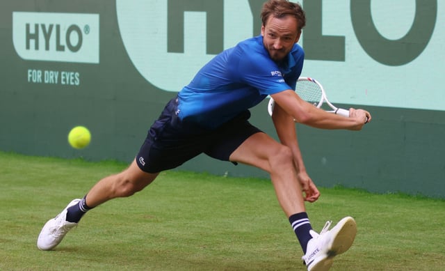Erster Halbfinalist in Halle: Daniil Medwedew