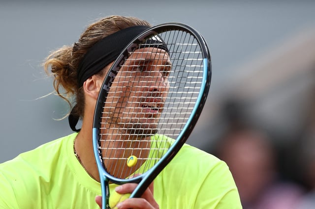 Tennis - French Open - Roland Garros, Paris, France - June 4, 2025  Germany's Alexander Zverev in action during his quarter final match against Serbia's Novak Djokovic REUTERS/Gonzalo Fuentes/File Photo
