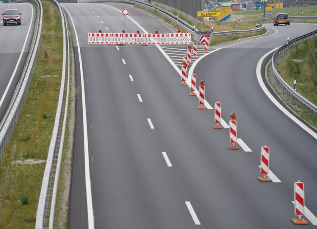 Ab Montag ist die A26 zwischen Stade Süd und Neu Wulmstorf teilweise gesperrt (Symbolbild)