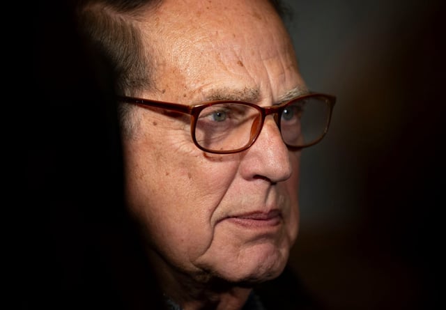 White Sox chairman Jerry Reinsdorf departs after meetings with legislative leaders on Feb. 20, 2024, at the Illinois State Capitol in Springfield. (Brian Cassella/Chicago Tribune)