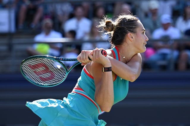 Tennis - Berlin Tennis Open - Steffi Graf Stadium, Berlin, Germany - June 20, 2025 Belarus' Aryna Sabalenka serves during her quarter final match against Kazakhstan's Elena Rybakina REUTERS/Annegret Hilse