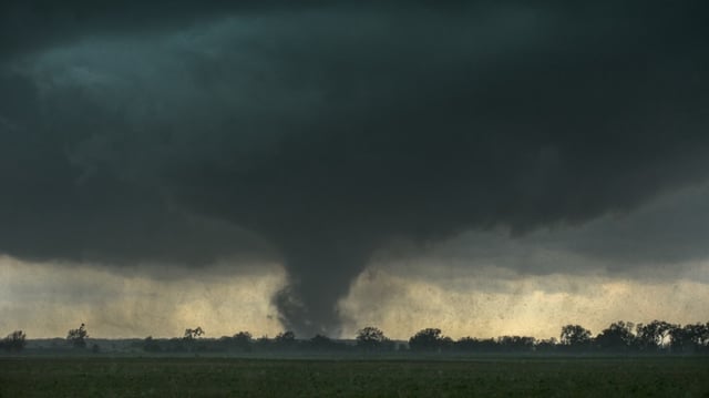 A large tornado was seen in North Dakota on Friday night. 