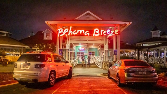 Bahama Breeze