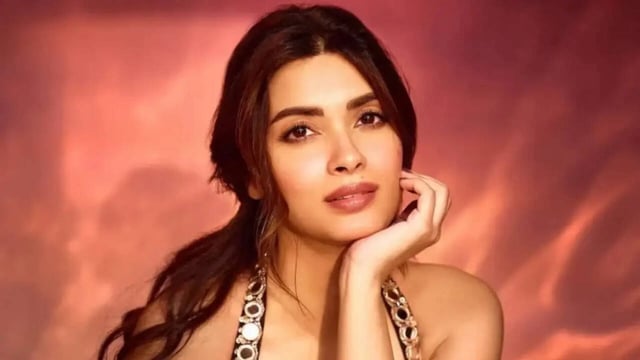 Diana Penty Recalls Horrific Childhood Incident Of Facing Harassment In Mumbai Trains: It Scared Me...