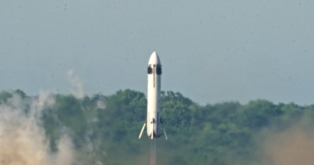 The Honda rocket touching down