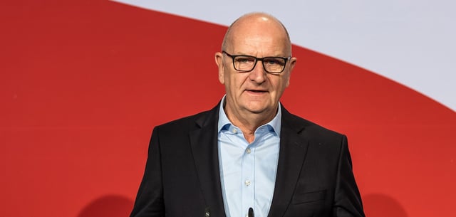 Dietmar Woidke, Brandenburgs Ministerpräsident und SPD-Landesvorsitzender, spricht beim Landesparteitag der SPD Brandenburg