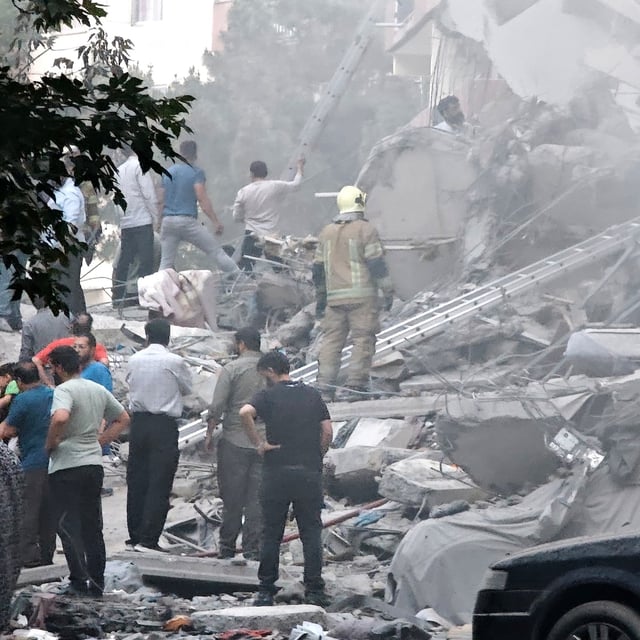 Israeli officials said Saturday that attacks damaged centrifuge production sites in Isfahan and killed three top Iranian commanders.