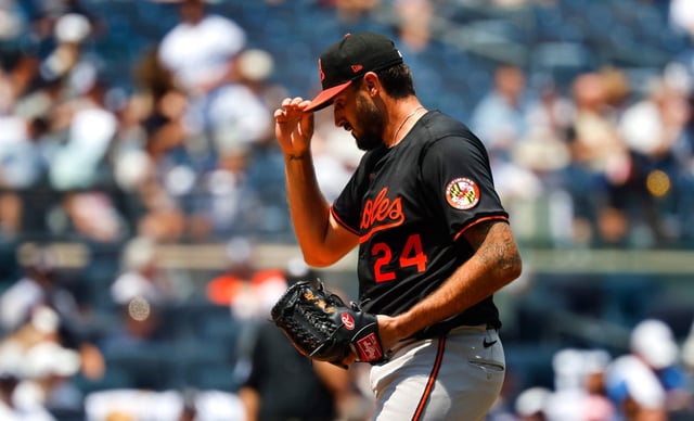 Baltimore Orioles pitcher Zach Eflin (24) reacts after giving up runs during the third inning of a baseball game against the New York Yankees, Saturday, June 21, 2025, in New York. (AP Photo/Noah K. Murray)