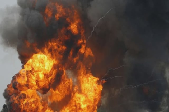 Explosion of smoke representations image