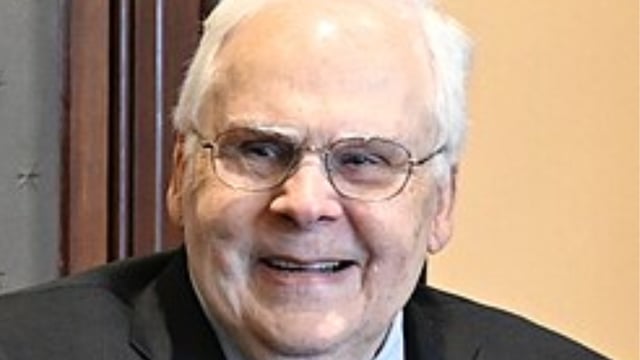 FedEx founder Fred Smith passed away at the age of 80.
