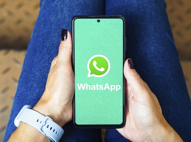 Mit einer neuen KI-Funktion werden Ihre WhatsApp-Nachrichten optimiert.