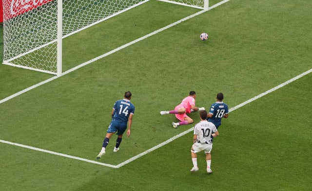 Soccer Football - FIFA Club World Cup - Group G - Juventus v Wydad Casablanca - Lincoln Financial Field, Philadelphia, Pennsylvania, U.S. - June 22, 2025 Juventus' Kenan Yildiz scores their third goal IMAGN IMAGES via Reuters/Caean Couto