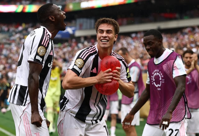 Soccer Football - FIFA Club World Cup - Group G - Juventus v Wydad Casablanca - Lincoln Financial Field, Philadelphia, Pennsylvania, U.S. - June 22, 2025 Juventus' Kenan Yildiz celebrates scoring their third goal with Khephren Thuram REUTERS/Lee Smith