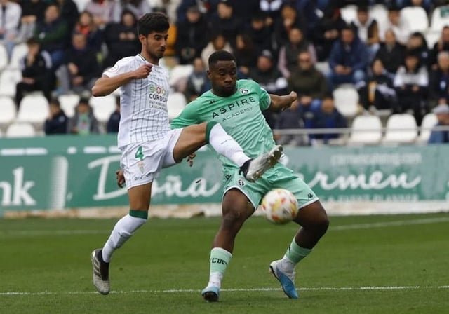 Calderón hace dos años con el Córdoba en un duelo con la Cultural Leonesa